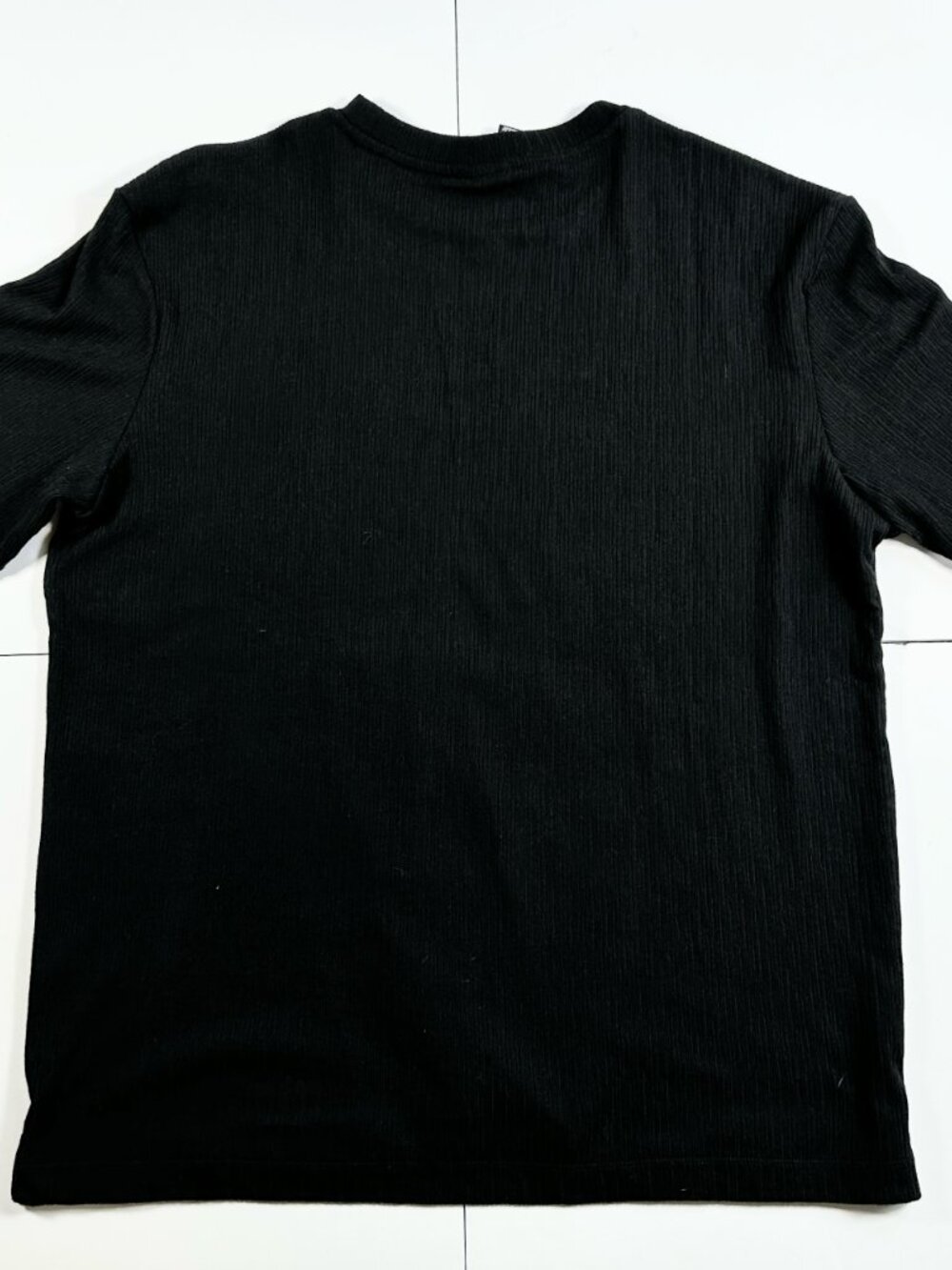 H&M Men's Medium Ribbed Knit Loose Fit Coupe Ample Solid Black T-Shirt NWT - Picture 3 of 16